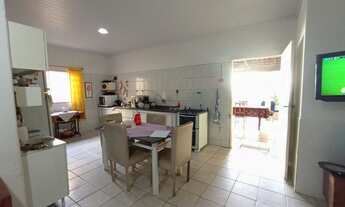 Imagem 7: Casa com 03 quartos, 1 kitnet na lateral; PQ Trindade 2