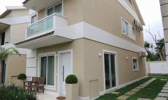 Imagem 3: Vargem Grande , Casa Duplex , 4 quartos ( 3 suítes) ,com 220 m², total privacidade, fino a