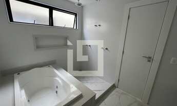 Imagem 5: Casa de condomínio para venda com 340 metros quadrados com 5 quartos