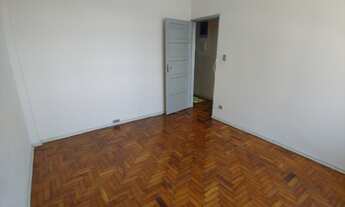 Imagem 5: Apartamento localizado a apenas 950m da estação Liberdade do metrô