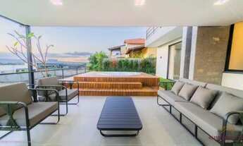 Imagem 6: Casa de condomínio sobrado para venda possui 435 metros quadrados com 5 quartos