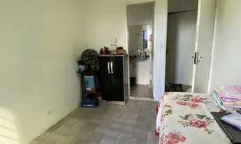 Imagem: Aluga-se quarto suíte para meninas em Cruz