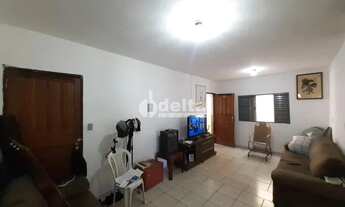 Imagem 2: Casa à venda, 4 quartos, 1 vaga, Laranjeiras - Uberlândia/MG