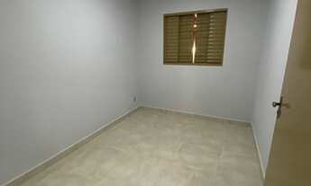 Imagem 5: Casa 2 quartos toda no porcelanato