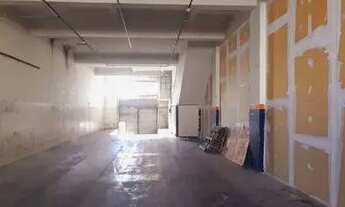 Imagem 7: Salão - Centro Galpão / depósito com aluguel por R$3.200 /mês