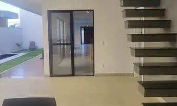 Imagem 5: Casa de condomínio para venda possui 450 metros quadrados com 5 quartos