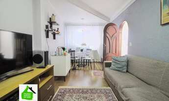 Imagem 2: Sobrado de 02 Aconchegantes Dormitórios + 01 Suíte + Quintal c/ Churrasqueira + 02 Vagas G