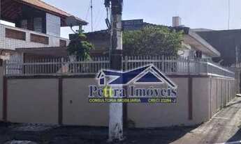 Imagem 3: Linda casa de 3 dormitórios toda mobiliada com garagem, muito espaçosa localizada na Mirim