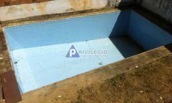 Imagem 5: Privilégio Imóveis vende: Excelente casa de rua triplex na Gávea