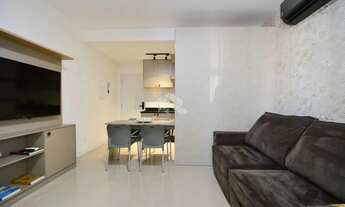 Imagem 2: STUDIO COM 1 QUARTO VAGA HOBBY BOX E PISCINA NO CENTRO DE FLORIANÓPOLIS