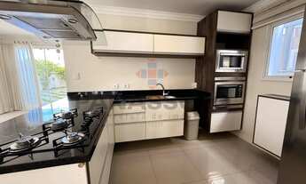 Imagem 6: Casa em Condomínio para Venda em Curitiba, Pinheirinho, 4 dormitórios, 2 suítes, 5 banheir