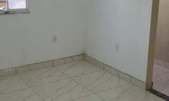 Imagem 2: Aluga-se . Casa na travessa príncipe da paz , próximo estação beijamim do monte INHOAÍBA