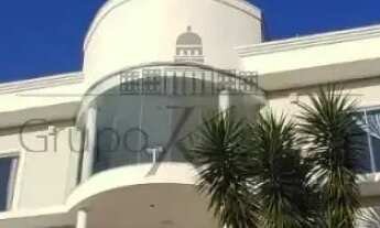 Imagem 2: Oportunidade - Casa em Condomínio - Condomínio Terras de Santa Helena - 4 Dormitórios - 42