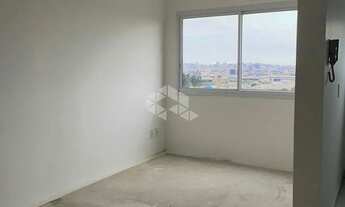 Imagem 4: Apartamento de 2 dormitórios e 1 vaga de garagem, no bairro Humaitá, em Porto Alegre