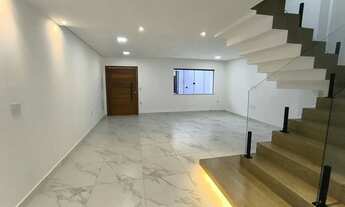 Imagem 2: Linda Casa 3 quartos à venda bairro Aeroporto - Juiz de Fora - MG