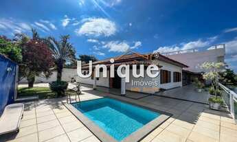 Imagem 1: Casa com 4 suítes na Ogiva, à venda por R$ 2.000.000,00