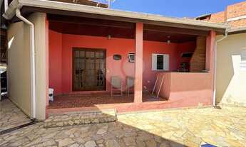 Imagem 2: Casa à venda com 3 quartos, sendo 1 suíte, no condomínio Jardim Residencial Das Dálias, So