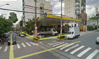 Imagem 2: TERRENO EM ESQUINA; BEM MOVIMENTADA..