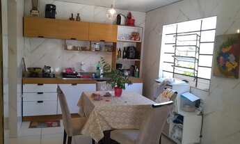 Imagem 5: Casa de dois pisos pra vender