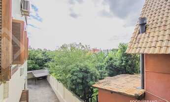 Imagem 1: Apartamento para venda com 2 quartos 1 suíte, elevador e vaga em Jardim Itu - Porto Alegre