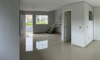 Imagem 5: Sobrado para Venda em Palhoça, BELA VISTA, 2 dormitórios, 2 suítes, 3 banheiros, 2 vagas