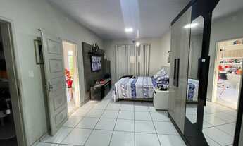 Imagem 4: Casa com 300 mtr² de área privativa, 03 quartos, escritório no Cohajap