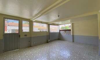 Imagem 3: Vendo casa duplex com piscina em Cond Fechado no Planalto Vinhais 2