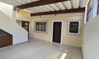 Imagem: Vendo casa duplex em Goiabeiras