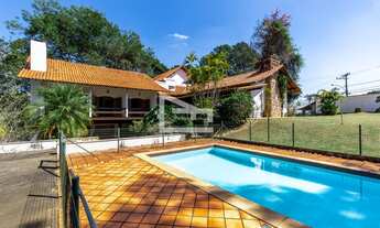 Imagem: Casa de Condomínio com 5 Quartos e 8 banheiros