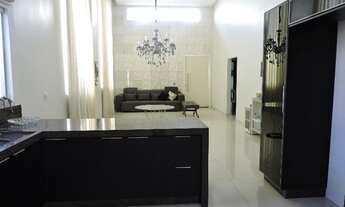 Imagem 7: Casa de condomínio para venda tem 197 metros quadrados com 3 quartos