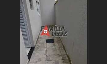 Imagem 2: Casa sobreposta baixa com quintal em L para venda em Praia Grande, Melvi, zona 03