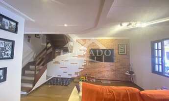 Imagem 3: Casa triplex, estilo chalé, 3 quartos sendo uma suíte no São Sebastião