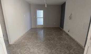 Imagem 2: Alugo casa em Nilópolis com 2 quartos