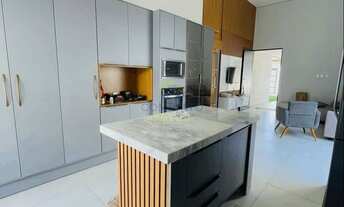 Imagem 2: Casa para aluguel possui 136 metros quadrados com 3 quartos em Coophema - Cuiabá - MT