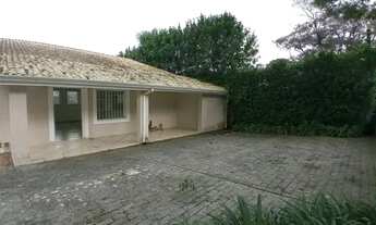 Imagem 4: Casa para aluguel possui 243 metros quadrados com 6 quartos em Vila Santo Antônio - Cotia