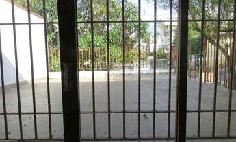 Imagem 4: Casa térrea, 3 dormitóiros, 2 suítes, 2 vagas, espaço gourmet, piscina