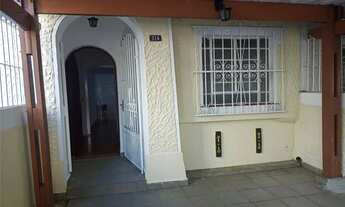 Imagem 2: Casa maravilhosa, com pintura nova super bem conservada em um dos bairros mais nobres da z