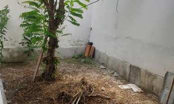 Imagem 4: Casa para venda possui 200 metros quadrados com 3 quartos em Centro - Feira de Santana - B