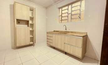 Imagem 6: Sobrado para aluguel possui 147 m2, com 4 quartos em Ponta da Praia - Santos - São Paulo