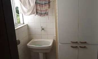 Imagem 3: Centro: Apto 2 qts(1 suíte), sala, cozinha, wc social e área serv. Lado d Câmara Municipal