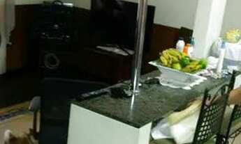 Imagem 3: PORTEIRA fechada Lagomar MACAÉ