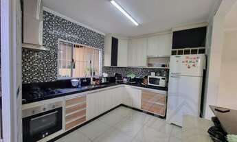 Imagem: Linda casa sobrado 3 dormitórios sendo