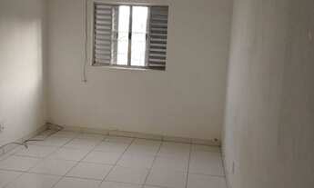 Imagem: Aluga se casa 3 cômodos 600,00