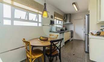 Imagem 10: 223m² 4 Suites, Sala Intima, 4 Vagas,com vaga de colecionador à Venda em Portal do Morumbi