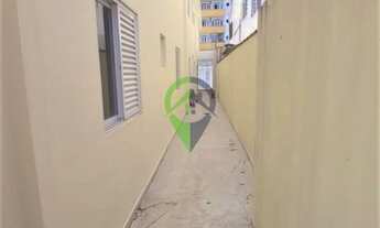 Imagem 6: Sobreposta térrea nova em ótima localização, próximo a rua Alexandre Martins, com quintal