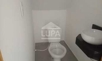 Imagem 6: Sobrado com 3 dormitórios sendo 1 suíte á venda na Santa Teresinha