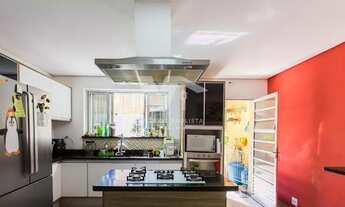 Imagem 7: Sobrado para Venda (Tatuapé), 210 m², 2 suítes, 3 vagas, Piscina e Espaço Gourmet com Chur