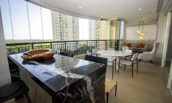 Imagem 1: Apartamento para aluguel tem 220 metros quadrados com 4 quartos