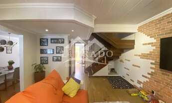 Imagem 4: Casa triplex, estilo chalé, 3 quartos sendo uma suíte no São Sebastião