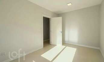 Imagem 7: Imóvel para venda possui 79 metros quadrados com 2 quartos em Auxiliadora - Porto Alegre